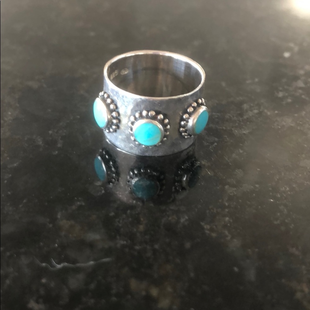 Silver and Turquoise Ring - Picture 4 of 4